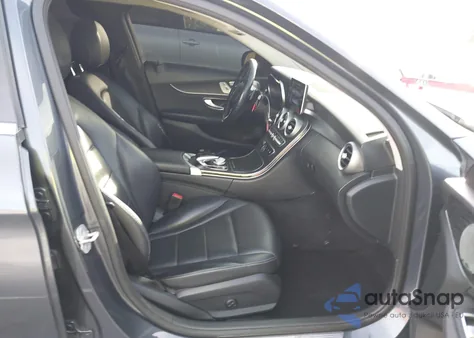 2015 Mercedes-Benz C 300 4Matic from USA, damaged, VIN 55SWF4KB3FU075136